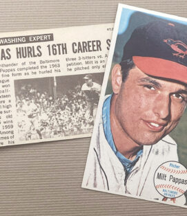 Topps Oversized 1964 Milt Pappas Card